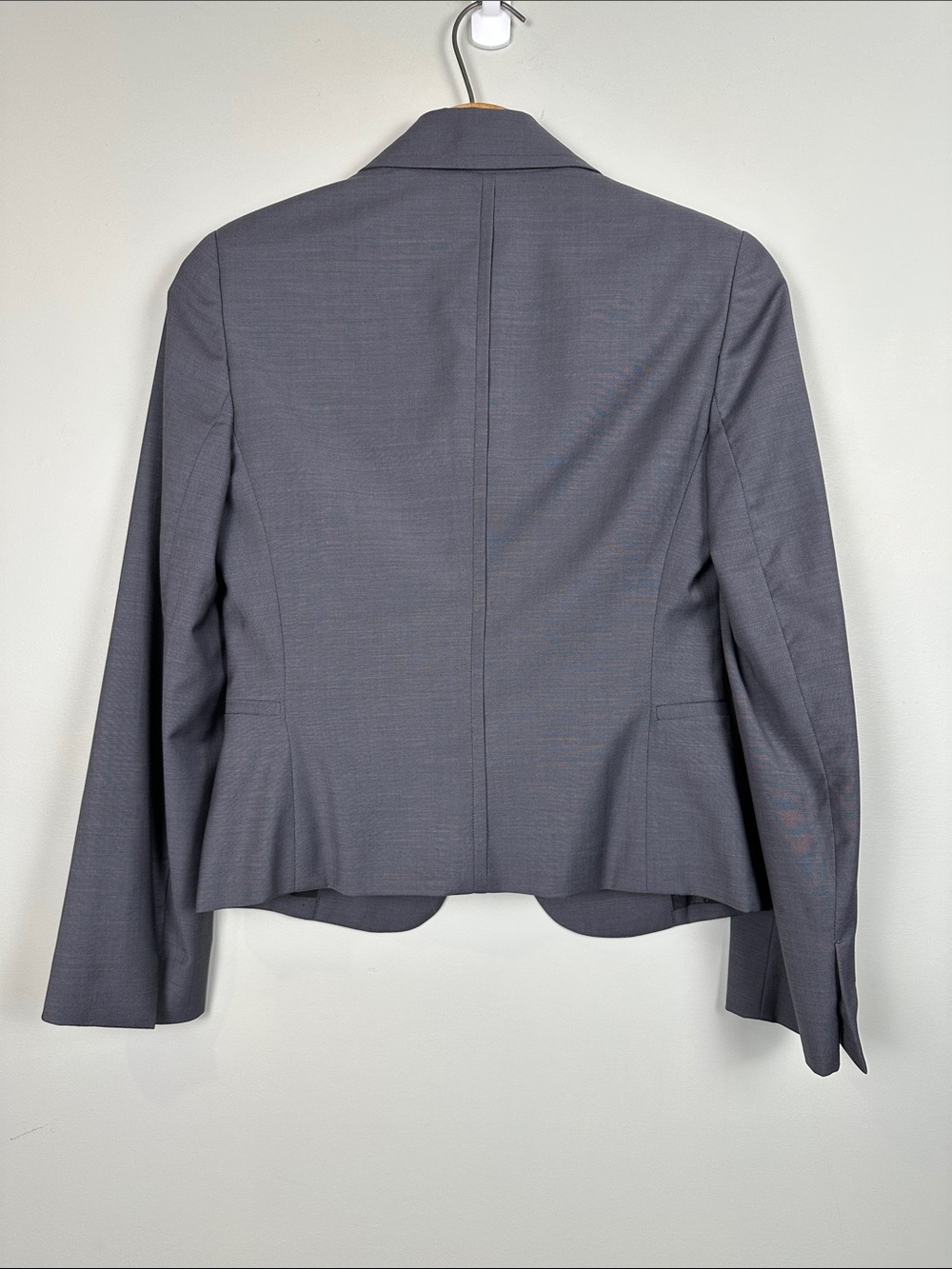 Marlowe wool Italy blazer minimalist gray quiet luxury business casual capsule - Picture 7 of 16